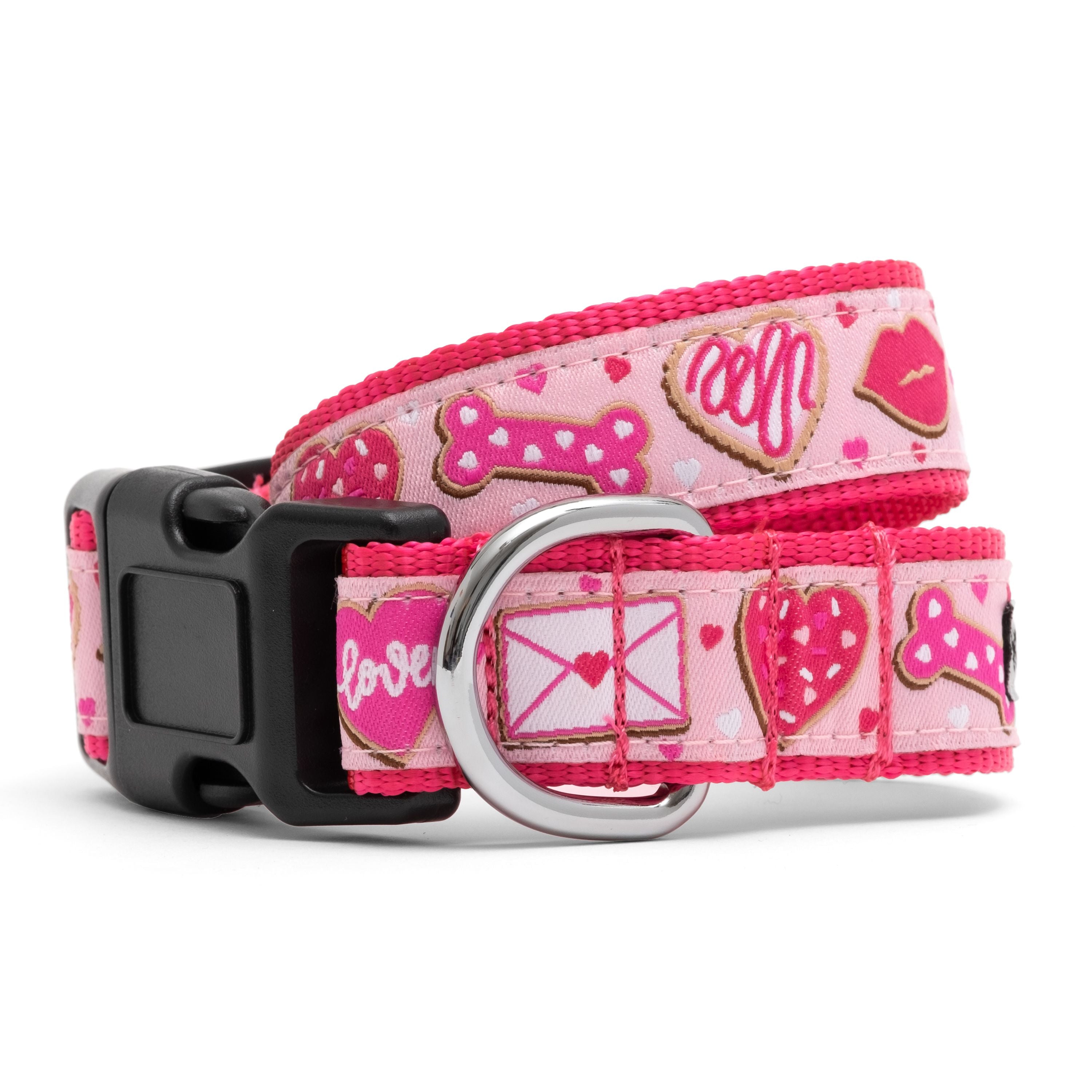 Love and Kisses Dog Collar